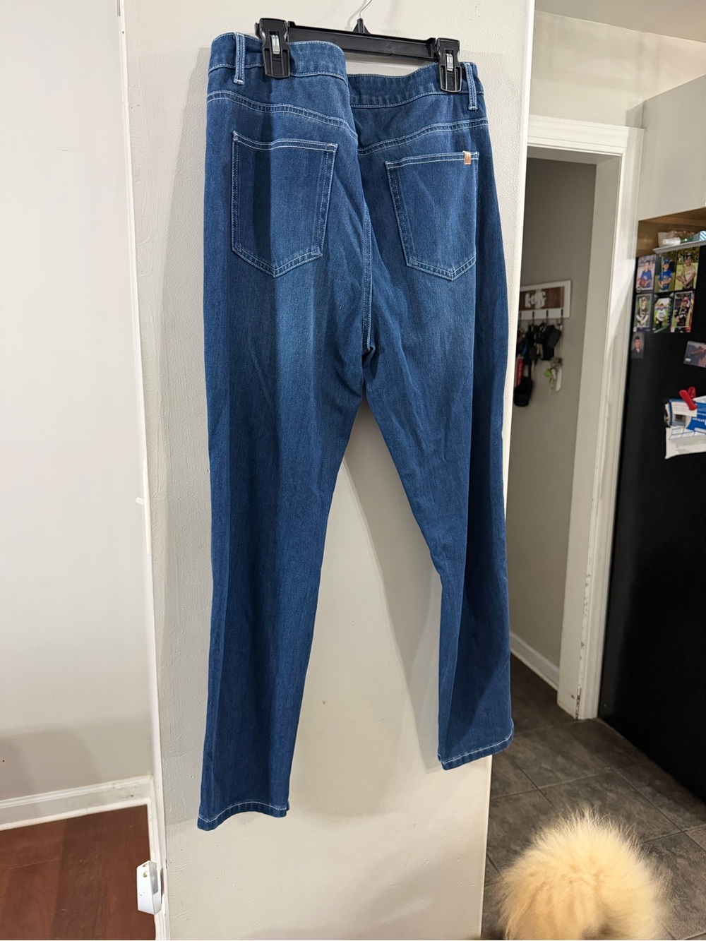 HALARA Women's Straight-Leg Jeans in Medium Blue